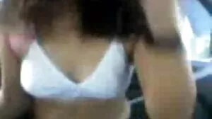 ලිට්ල් ක්වින් ඇගේ අපතය කඩා දමයි