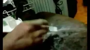 Busty MILF Manmeat Home Delivery ඇණවුම් කරයි