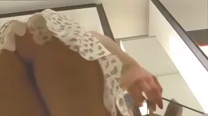 POV හි ලැටිනා ඩික් උරා බොන අතර ෆේෂල් එකක් ගනී