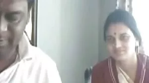 Sex Toy Connoisseur අවසානයේ Real Anal තෝරා ගනී