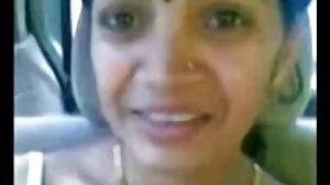 Eva Notty සහ Syren De Mer විශාල පෙකර් එකක් බෙදා ගනී