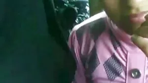 රියැලිටි කිංග්ස්: ජිනෙබ්‍රා බෙලූචිගේ බූරුවා රෝස මල් ඇඳක් මත අසභ්‍ය එච්ඩී හි අමන