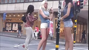 Kendra Spade පහසුවෙන් පොතෙන් මිනිසා පොළඹවා ගත්තේය