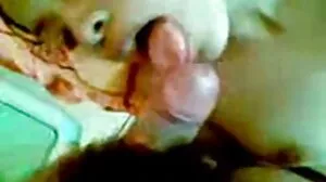හොට් කූගර් ස්ටෙප්සන්ට ඇගේ පුක පිරිනමයි